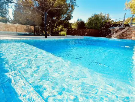 Haut de villa avec piscine et clim - 10 pers., Villa 10 personnes à Bormes les Mimosas - Photo 13