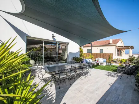 Superbe villa contemporaine, Villa 6 personnes à Hyères - Photo 2