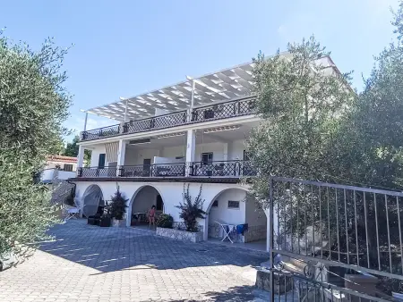 Appartement 4 pièces avec piscine à Peschici : photo 3