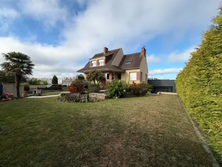 Location villa à Miniac Morvan, Villa moderne à Miniac-Morvan avec piscine