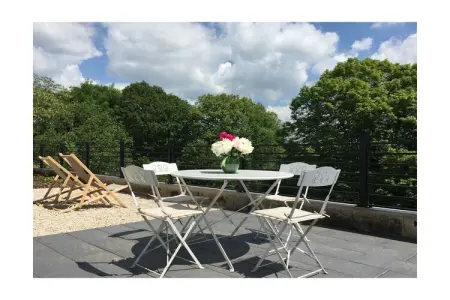 Maison Marulaz à Fontaine, vue Jura et terrasse : photo 4
