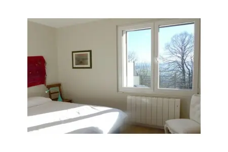 Maison Marulaz à Fontaine, vue Jura et terrasse : photo 14