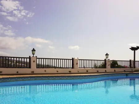 Maison 535 m² avec piscine chauffée, vue mer - 9 pers. : photo 5