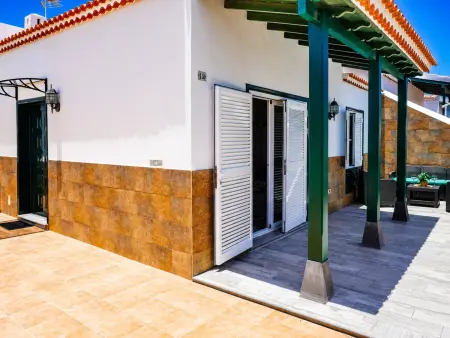 Maison 60 m² équipée à Arico, 500 m plage