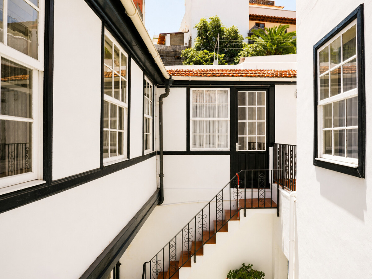 Maison mitoyenne 408 m² centre-ville La Orotava - Photo 35