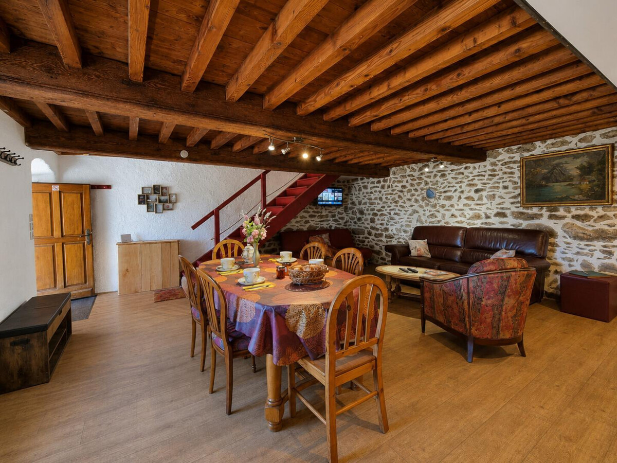 Gîte pierre typique du Forez, 6 pers., animaux acceptés - Photo 3