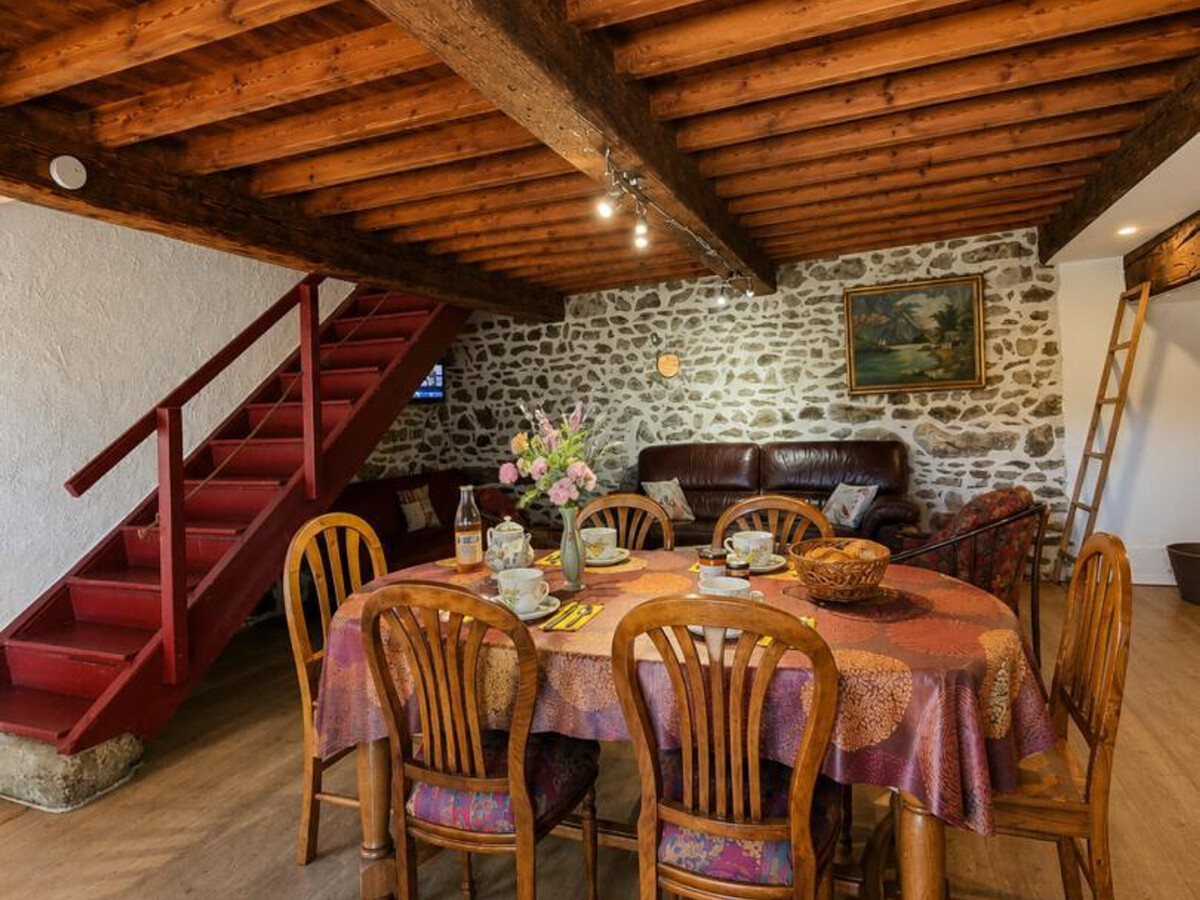 Gîte pierre typique du Forez, 6 pers., animaux acceptés - Photo 7