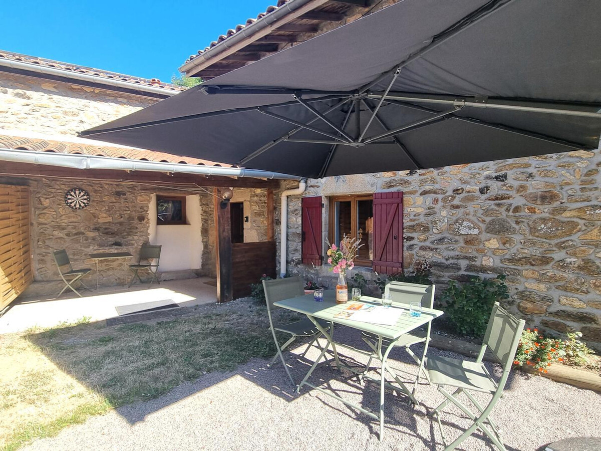 Gîte pierre typique du Forez, 6 pers., animaux acceptés - Photo 20