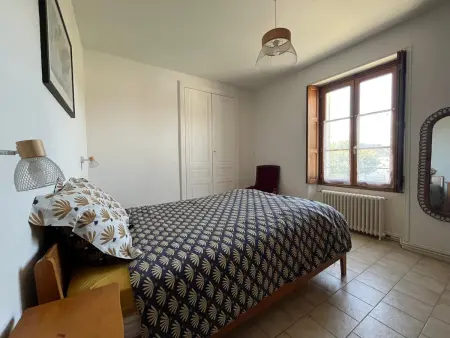 Maison 3 chambres, jardin clos et pommier centenaire : photo 2