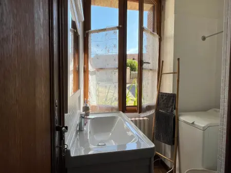 Maison 3 chambres, jardin clos et pommier centenaire : photo 6