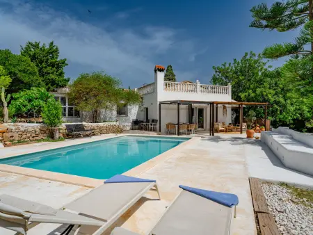 Villa Helena à Dénia, maison 4 chambres avec piscine : photo 1