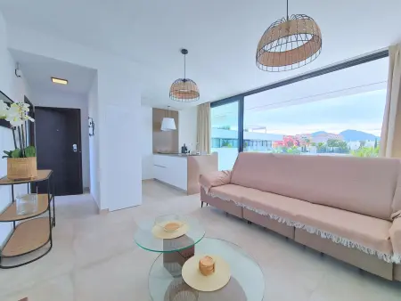 Appartement Kristal avec vue mer et piscine : photo 9