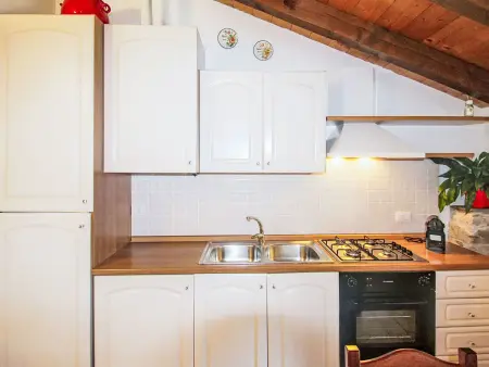 Annika – Appartement 2 pièces avec piscine à Cocquio Trevisago : photo 10