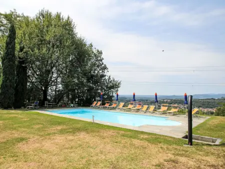Annika – Appartement 2 pièces avec piscine à Cocquio Trevisago : photo 22