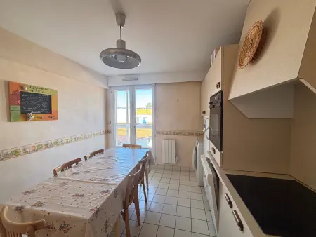 Appartement 4 pers. vue mer, balcon face plage aux Sables : photo 8