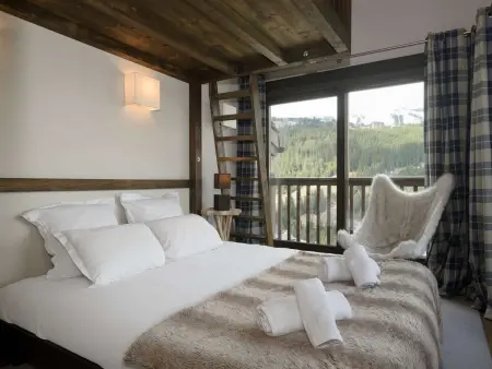 Duplex 8 pers. avec cheminée, centre Courchevel 1650 : photo 8