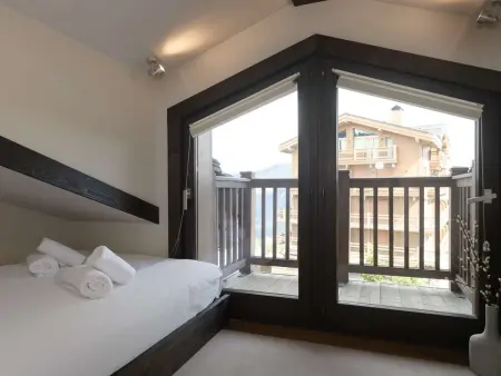 Duplex 8 pers. avec cheminée, centre Courchevel 1650 : photo 13