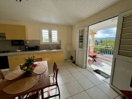 T2 vue mer à Sainte-Anne, terrasse privée : photo 4