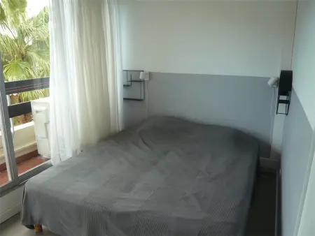 Appartement climatisé vue mer à Port Camargue, 50 m de la plage : photo 8
