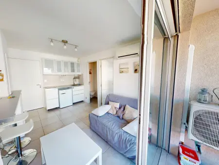 T2 30 m² climatisé avec terrasse à Sète : photo 1
