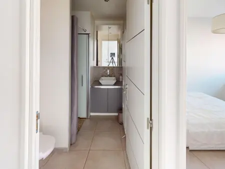 T2 30 m² climatisé avec terrasse à Sète : photo 9