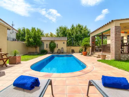 Maison Sunrise avec piscine à Vilajuiga : photo 2