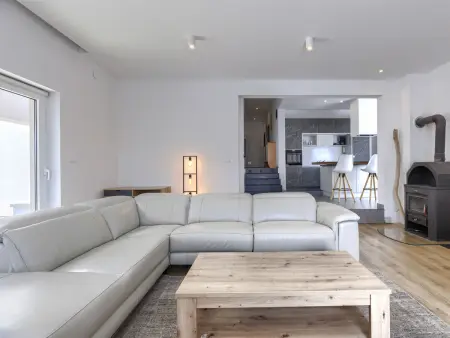 Maison 8 personnes avec piscine privée à Šišan : photo 11