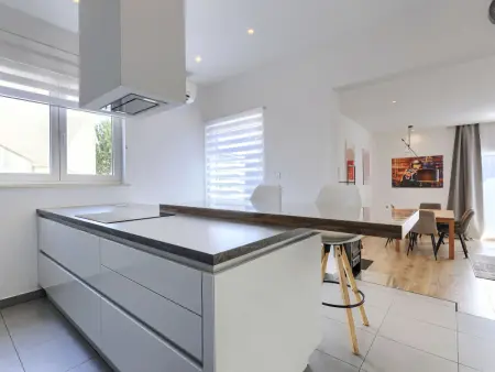 Maison 8 personnes avec piscine privée à Šišan : photo 13