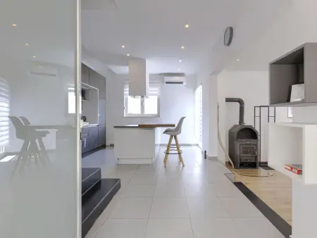 Maison 8 personnes avec piscine privée à Šišan : photo 17