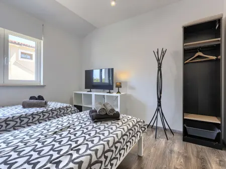 Maison 8 personnes avec piscine privée à Šišan : photo 27