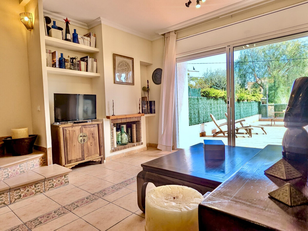 Maison 3 étages avec piscine à Altafulla - Photo 10