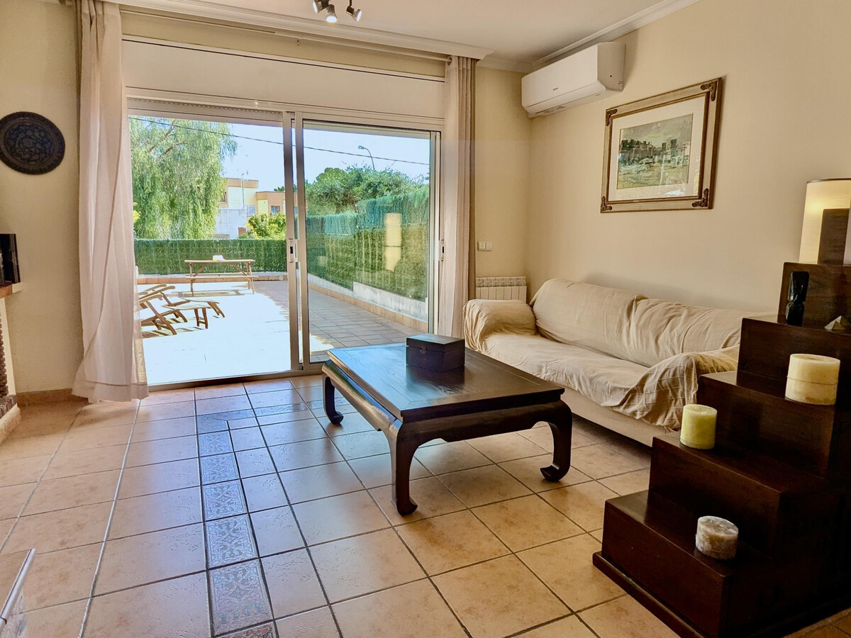 Maison 3 étages avec piscine à Altafulla - Photo 12