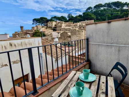 Duplex historique avec vue mer - 6 pers., Appartement 6 personnes à Tossa de Mar : photo 1