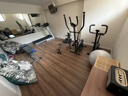 Studio cabine hyper-centre Cauterets, balcon + piscine : photo 7