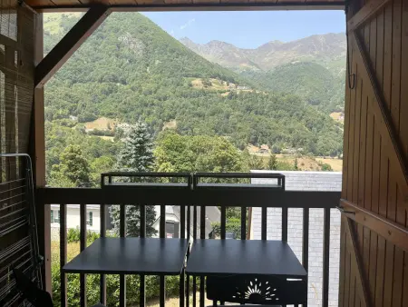 Appartement 6 pers. à Cauterets, garage et vue montagne : photo 4