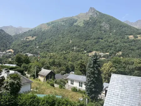 Appartement 6 pers. à Cauterets, garage et vue montagne : photo 16