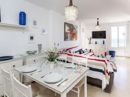 Monkó Kalypso – Appartement vue croisières à Torremolinos : photo 10
