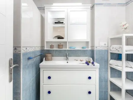 Monkó Kalypso – Appartement vue croisières à Torremolinos : photo 15