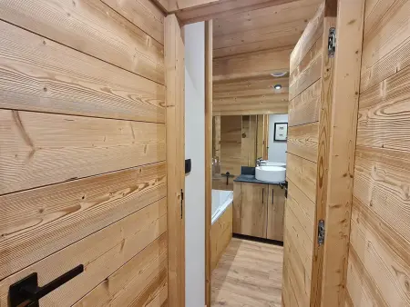 Appartement 85m² balcon sud, vue pistes - La Clusaz : photo 7