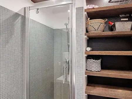 Studio 19m² rénové, 6 min des pistes - Val-d'Isère : photo 8