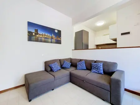 Apt rénové 54 m² avec terrasse à 450 m de la mer : photo 6