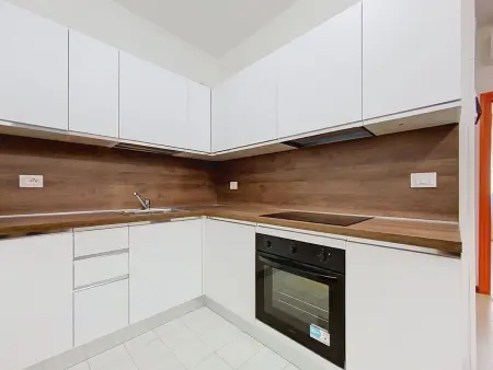Apt rénové 54 m² avec terrasse à 450 m de la mer : photo 8