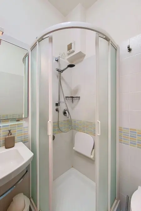 Apt rénové 54 m² avec terrasse à 450 m de la mer : photo 25