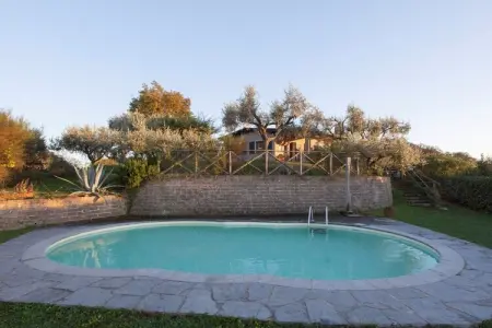 Villa toscane authentique avec piscine à Pedona : photo 1
