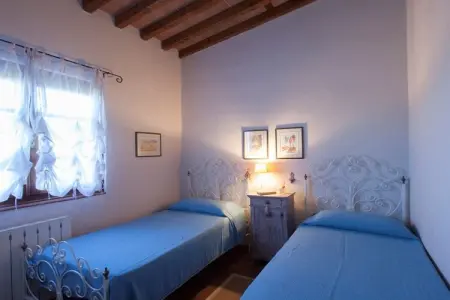 Villa toscane authentique avec piscine à Pedona : photo 17