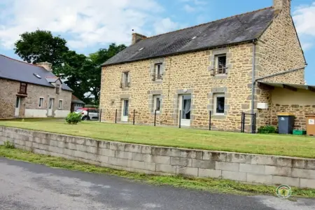Maison 6 personnes à Plémy avec 2 jardins et terrasse : photo 2