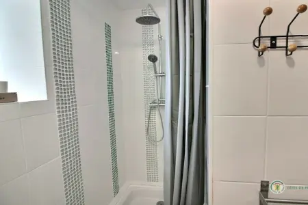 Maison 6 personnes à Plémy avec 2 jardins et terrasse : photo 35