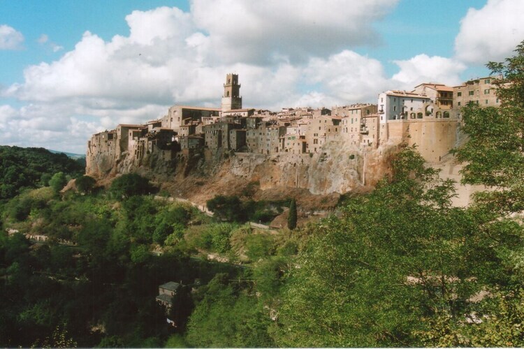 Maison rénovée à Pitigliano, vue sur l'Amiata et cave à vin - Photo 17