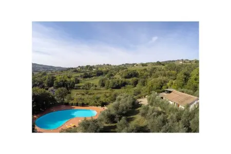 Location villa à Riparbella, Villa à Riparbella avec piscine