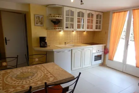 Appartement 3 pièces en bord de mer à Agay : photo 10